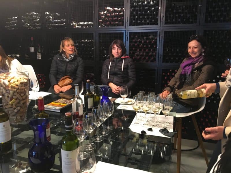Incentive-seminaire-pays-basque-navarre-bodega-quad-bardenas-olite-grottes-troglodytes-cuevas-agence-evenementielle-erronda