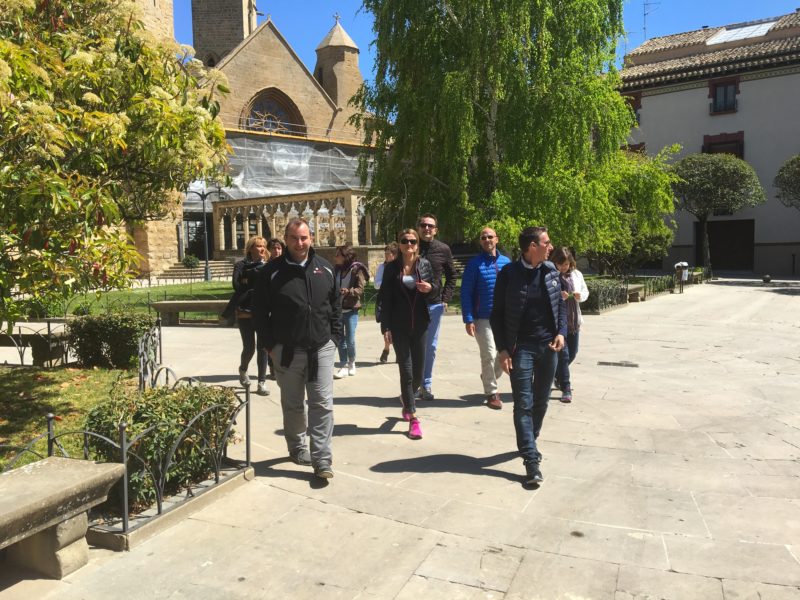Incentive-seminaire-pays-basque-navarre-bodega-quad-bardenas-olite-grottes-troglodytes-cuevas-agence-evenementielle-erronda