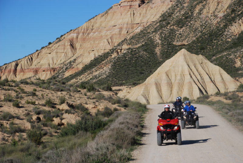 Incentive-seminaire-pays-basque-navarre-bodega-quad-bardenas-olite-grottes-troglodytes-cuevas-agence-evenementielle-erronda