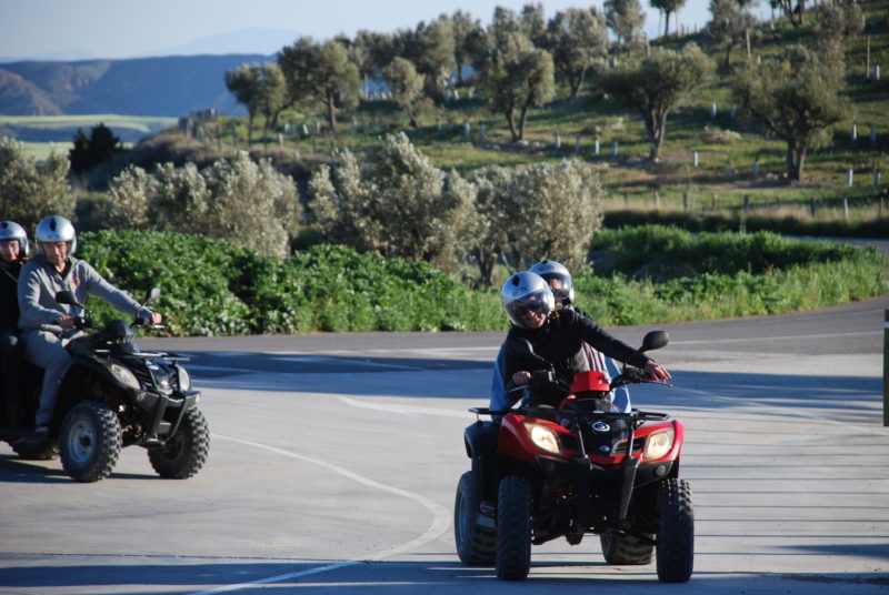 Incentive-seminaire-pays-basque-navarre-bodega-quad-bardenas-olite-grottes-troglodytes-cuevas-agence-evenementielle-erronda