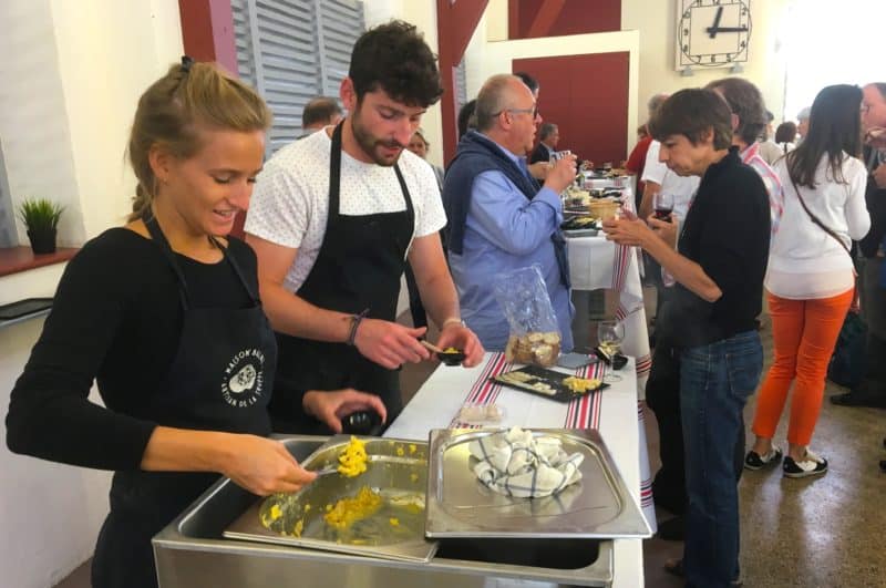 Seminaire biarritz pays basque incentive marche de biarritz gastronomie visite groupe plancha rooftop degustation vin agence evenementielle erronda
