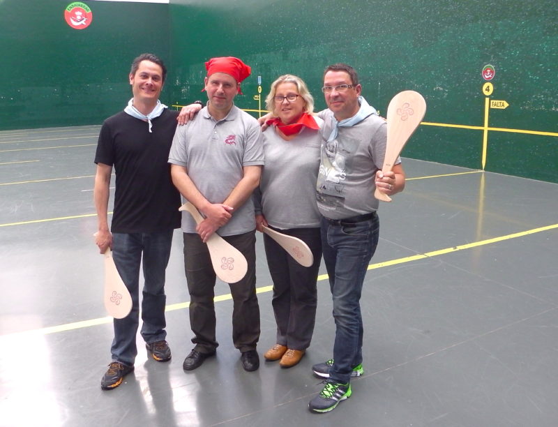 Seminaire Pays Basque erronda agence evenementielle biarritz hendaye Saint sebastien surf initiation pelote basque tapas societe gastronomique croisiere regate-1