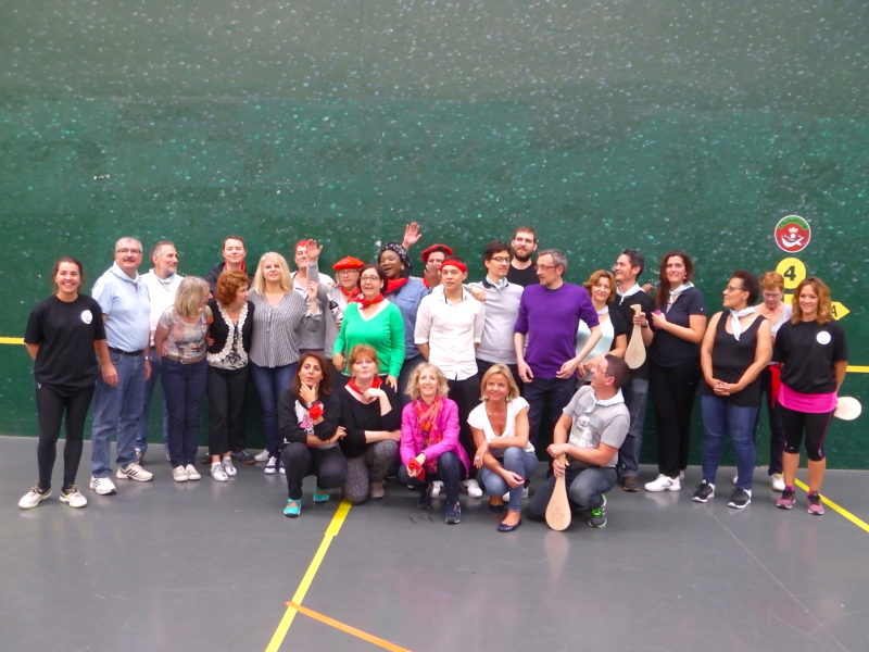 Seminaire Pays Basque erronda agence evenementielle biarritz hendaye Saint sebastien surf initiation pelote basque tapas societe gastronomique croisiere regate-1