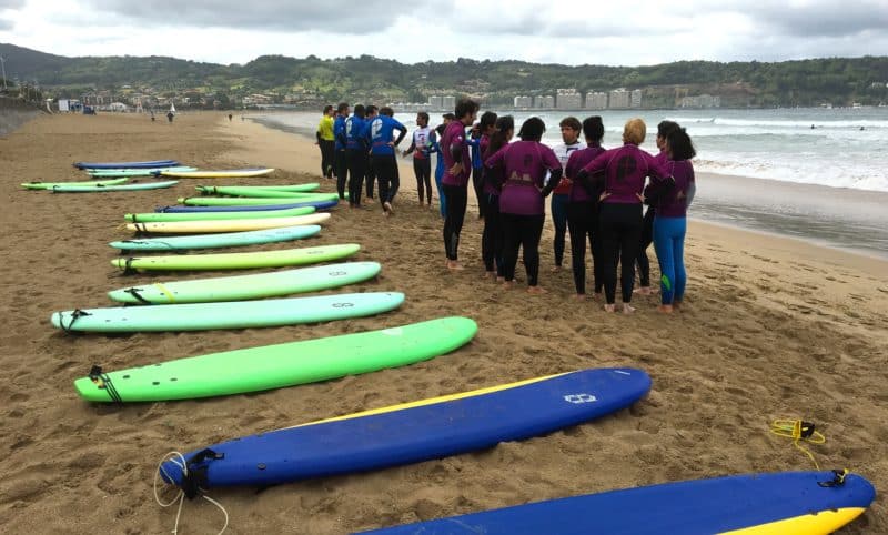 Seminaire Pays Basque erronda agence evenementielle biarritz hendaye Saint sebastien surf initiation pelote basque tapas societe gastronomique croisiere regate-1