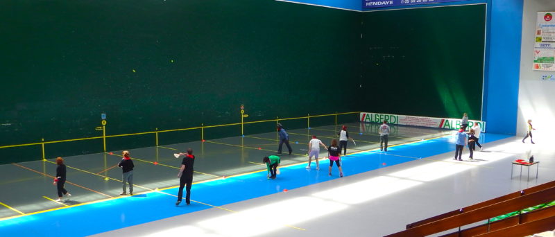 Seminaire Pays Basque erronda agence evenementielle biarritz hendaye Saint sebastien surf initiation pelote basque tapas societe gastronomique croisiere regate-1