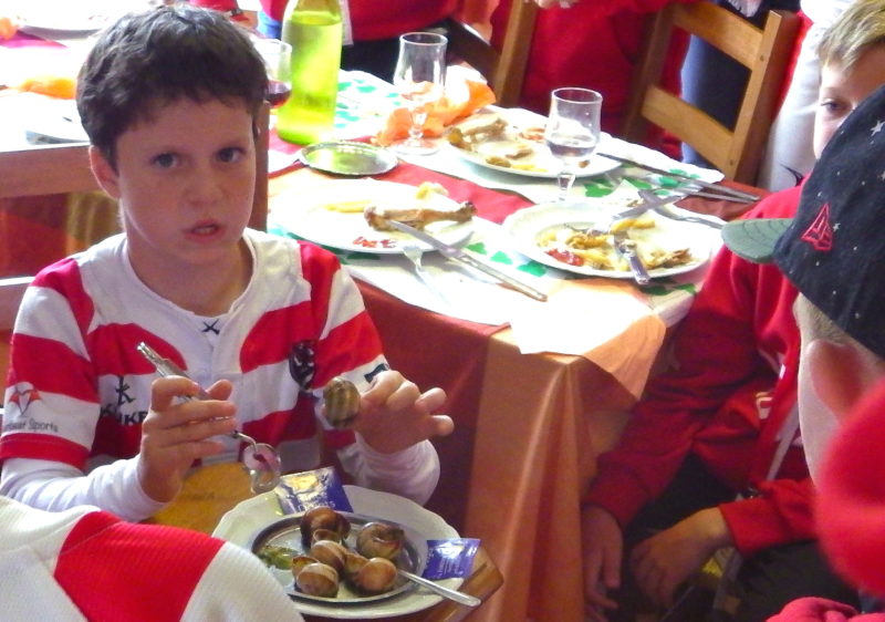 Seminaire pyrenees pays basque Sejour trip rugby visite toulouse pau section paloise stade toulousain meeting association club france agence evenementielle voyage trip agency sport erronda