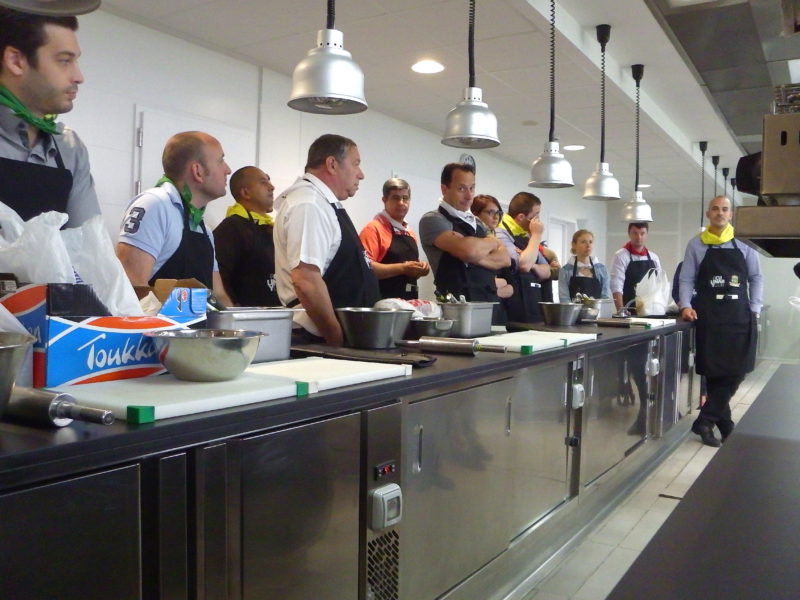 Seminaire team building cuisine Gastronomique agence evenementielle-erronda pays basque hendaye saint sebastien cours de cuisine basque culinary center fontarrabie-