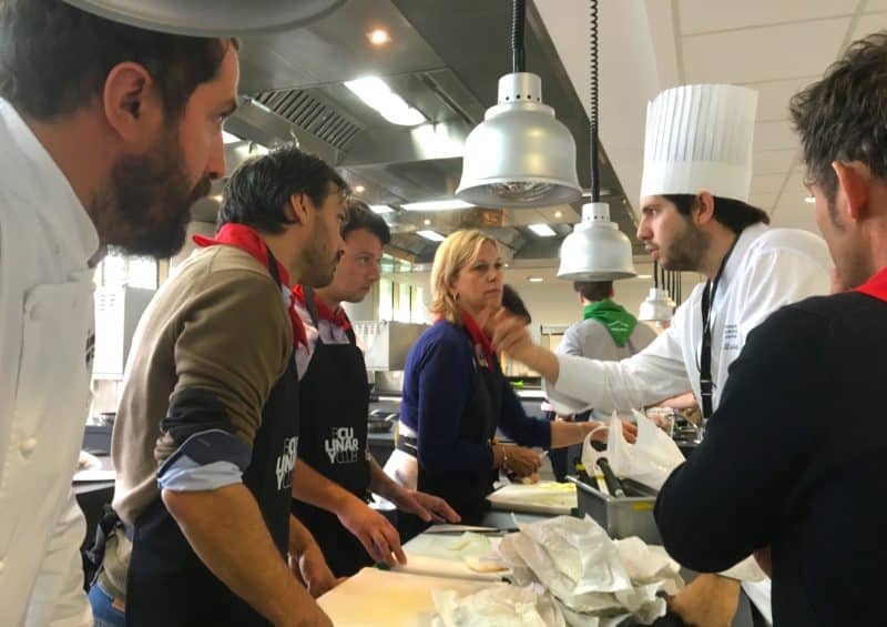Seminaire team building cuisine Gastronomique agence evenementielle-erronda pays basque hendaye saint sebastien cours de cuisine basque culinary center fontarrabie-