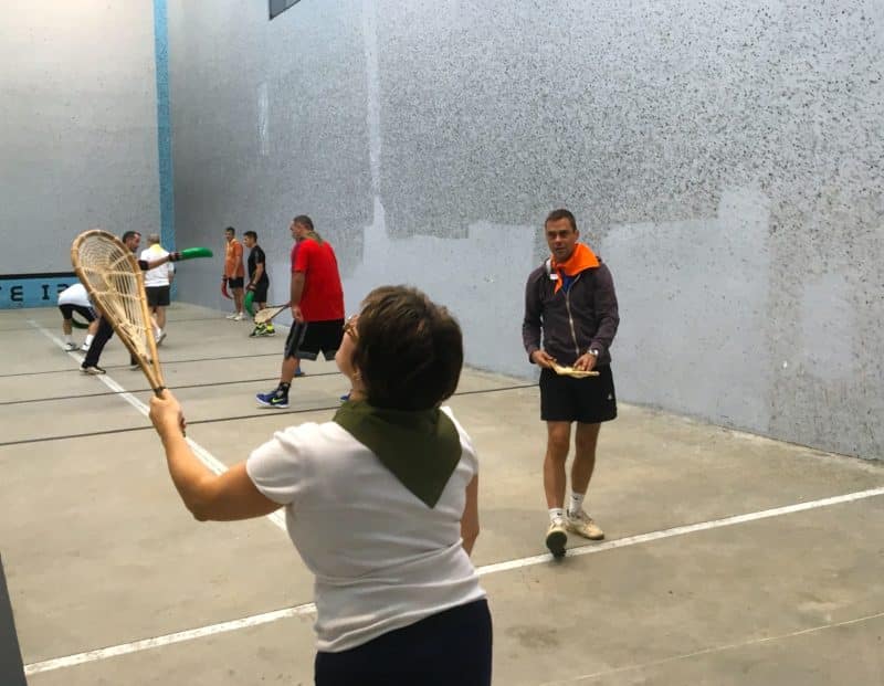 challenge initiation pelote basque saint sebastien san sebastian biarritz-saint-jean-de luz seminaire team building incentive pays basque agence evenementielle erronda