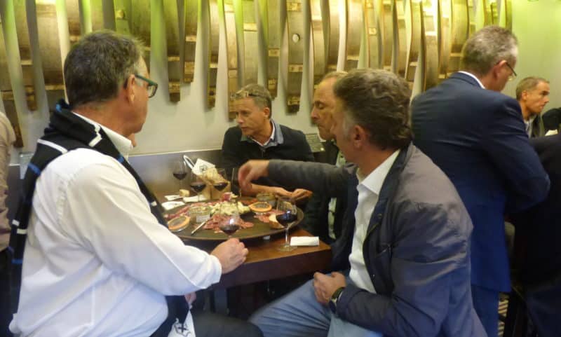 Seminaire visite theatralisee incentive biarritz team building pays basque animation pelote basque agence voyage evenementielle erronda