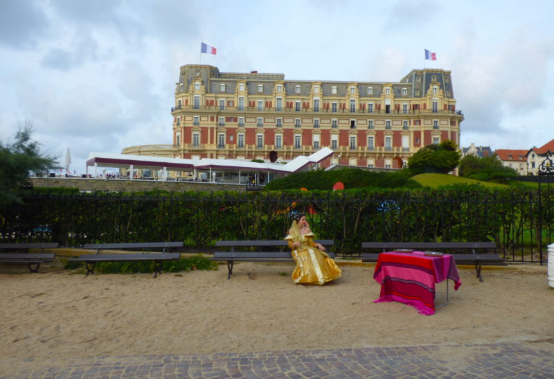 Seminaire visite theatralisee incentive biarritz team building pays basque animation pelote basque agence voyage evenementielle erronda