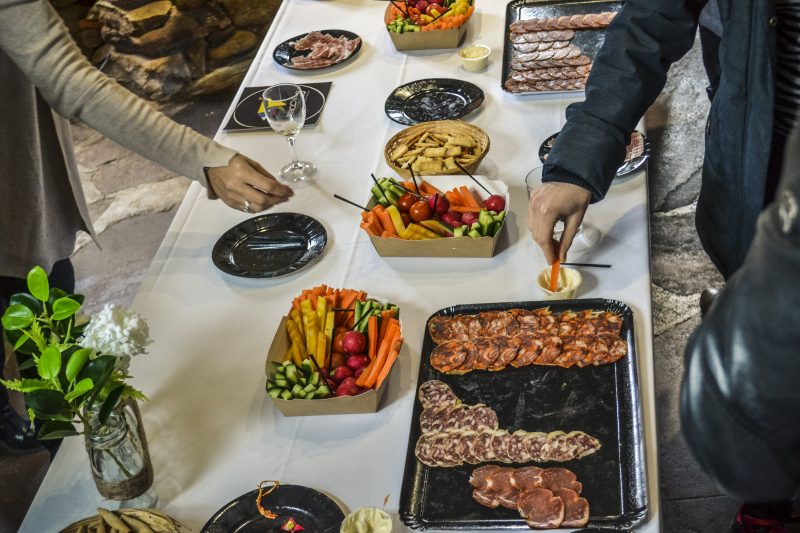 agence événementielle réceptive voyage pays basque erronda séminaire team building saint jean de luz auberge sare charcuterie jambon bellotta