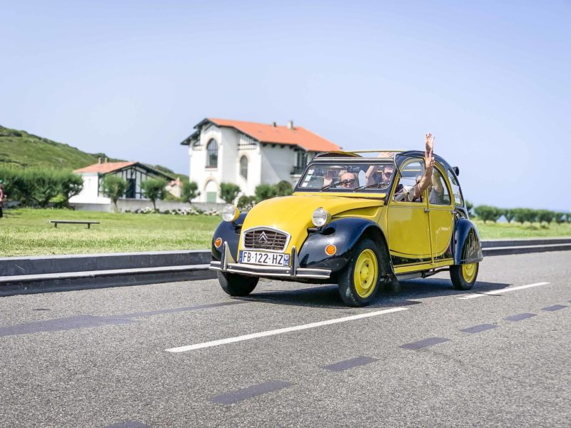 agence evenementielle pays basque erronda seminaire team building incentive event saint jean de luz rallye landes plein air ocean 2cv cote basque biarritz
