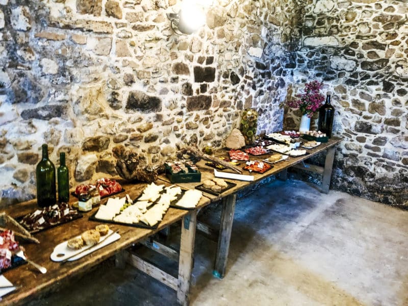 agence evenementielle receptive pays basque erronda seminaire team building incentive event saint jean de luz Irouléguy vin initiation degustation activité plein air vignes escape game tonneaux