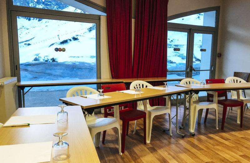 agence evenementielle receptive pays basque erronda seminaire team building incentive event la Mongie pyrénées salle réunion