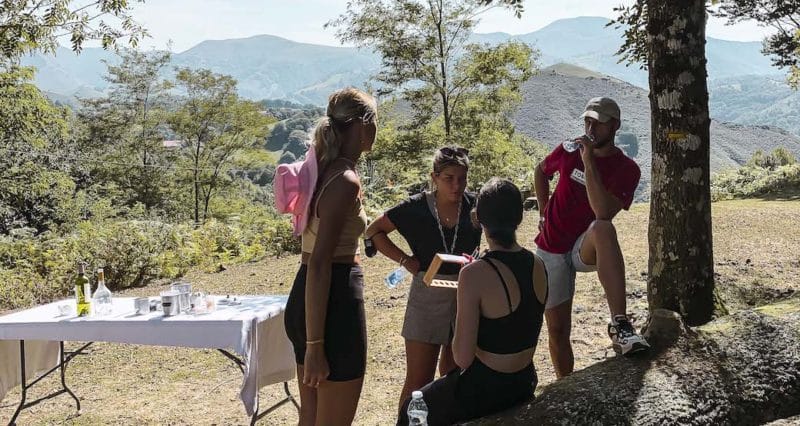 Kedge Aldudes Les Aldudes Pierre Oteiza Ferme Gastronomie Cochons Randonnée Vin Patrimoine Dégustation Oenologie Nature Montagnes Pays Basque intérieur déjeuner école de commerce Kedge Bayonne