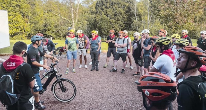 Incentive Pays Basque Rhune Sommet de la Rhune Randonnée pédestre Initiation Pelote Basque Pelote Surf Gastronomie Activités Animations Soirée Sport Aventure