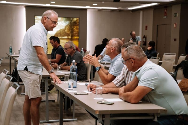 seminaire pampelune navarre agence erronda pays basque biarritz