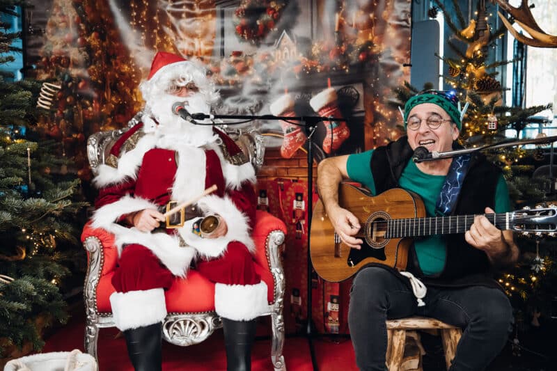 arbre de noel onepoint bordeaux agence evenementielle erronda